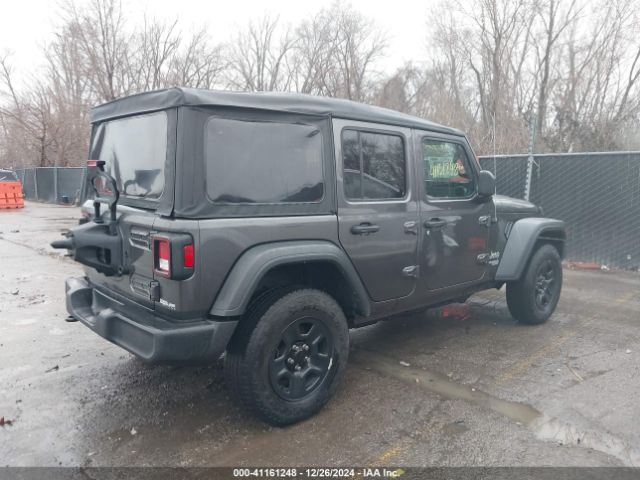 1C4HJXDGXJW152530 Jeep Wrangler Unlimited Sport 4x4
