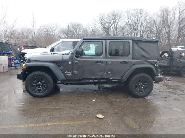 1C4HJXDGXJW152530 Jeep Wrangler Unlimited Sport 4x4