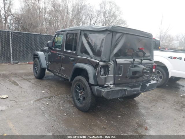 1C4HJXDGXJW152530 Jeep Wrangler Unlimited Sport 4x4