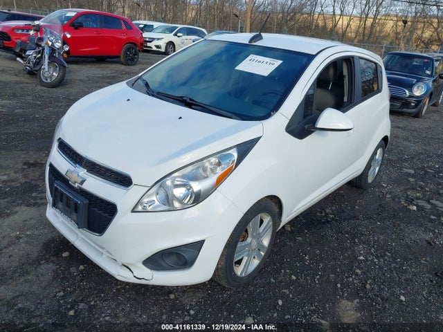 Chevrolet Spark 1lt Cvt 2015 KL8CD6S97FC726602 Image 2