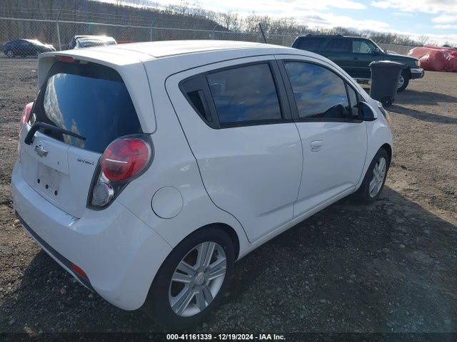Chevrolet Spark 1lt Cvt 2015 KL8CD6S97FC726602 Image 4