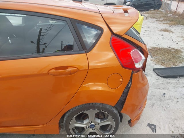 Ford FIESTA ST 2017 3FADP4GX6HM102117 Image 18