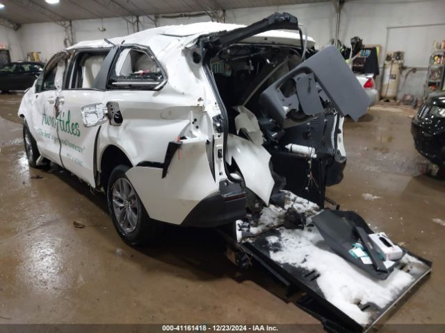 5TDKRKEC6PS166558 Toyota SIENNA LE