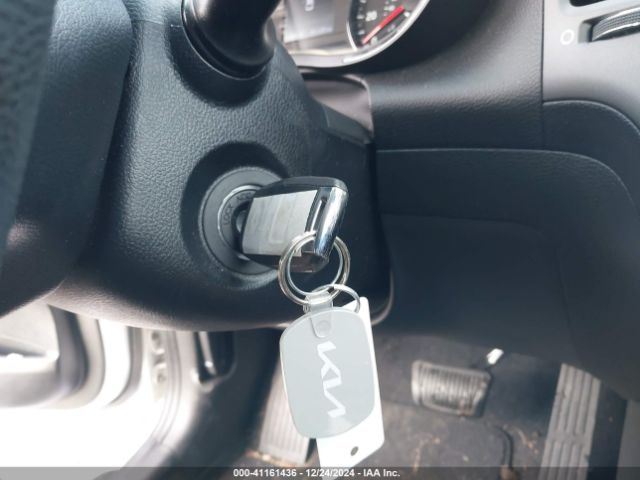 3KPFL4A72JE248201 KIA FORTE LX