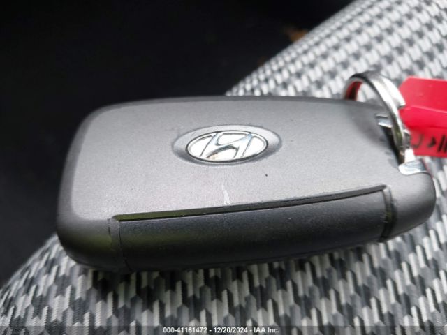 KM8K12AA5LU579388 Hyundai Kona Se
