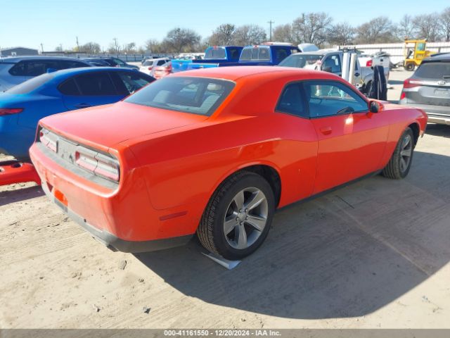 2C3CDZAG6GH297061 Dodge Challenger Sxt