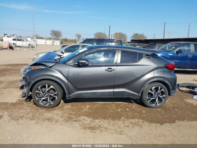 NMTKHMBX1JR011461 Toyota C-HR XLE