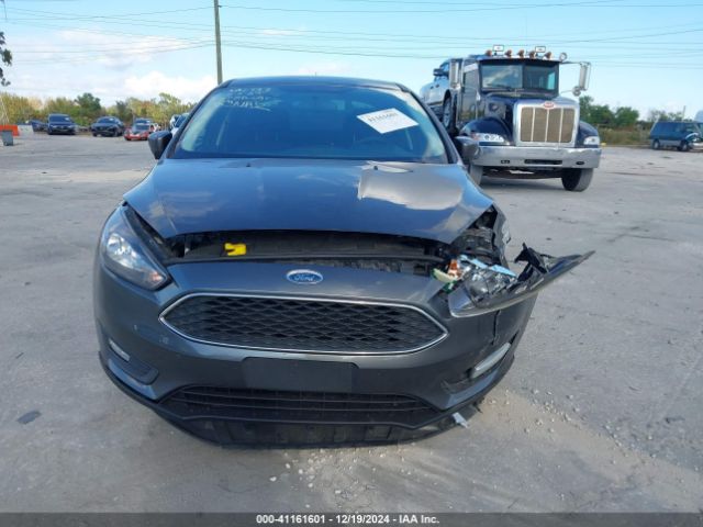 1FADP3H25JL227016 Ford FOCUS SEL
