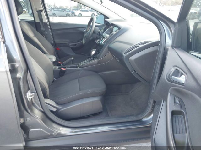 1FADP3H25JL227016 Ford FOCUS SEL