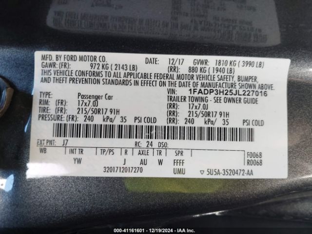 1FADP3H25JL227016 Ford FOCUS SEL