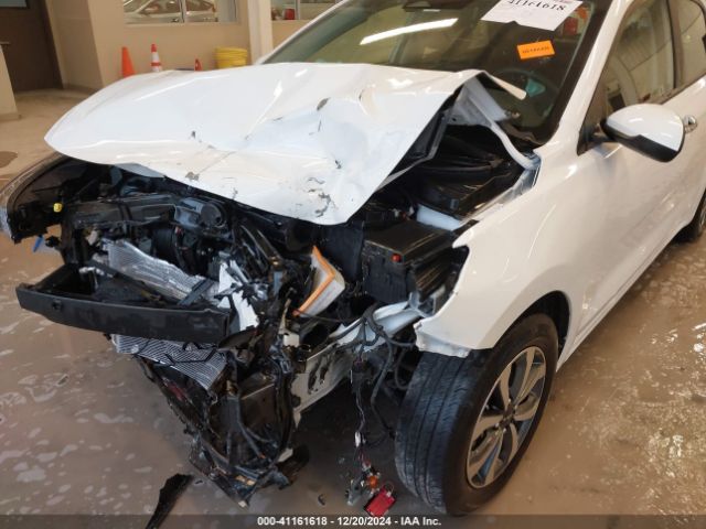 3KPA25AD5PE529068 KIA Rio 5-door S