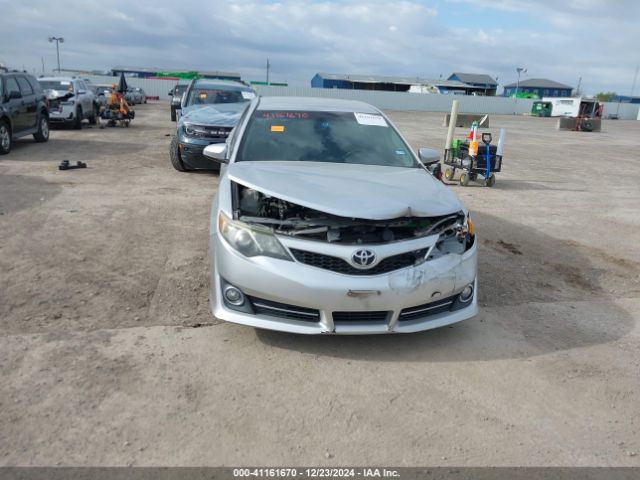 4T1BF1FK9EU310777 Toyota CAMRY SE
