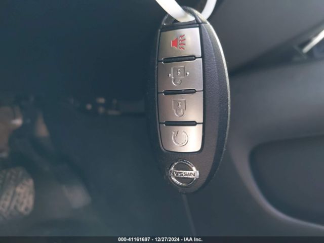 5N1DR2MM3HC607984 Nissan Pathfinder Sv