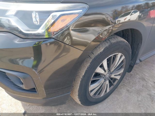 5N1DR2MM3HC607984 Nissan Pathfinder Sv