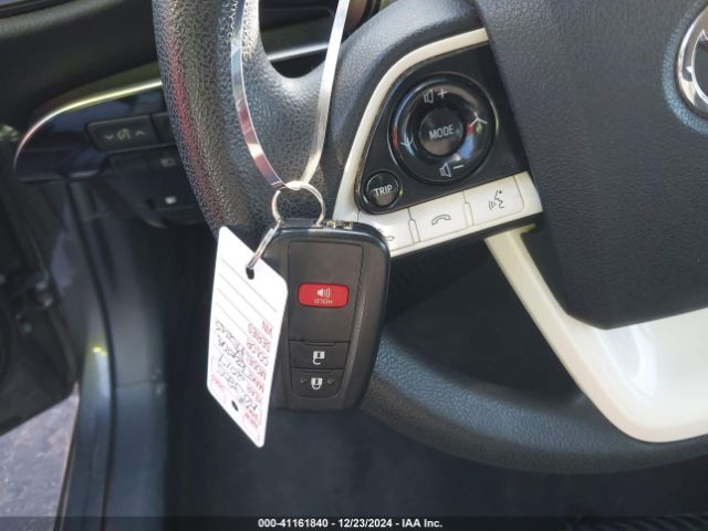 JTDKBRFU5H3035967 Toyota Prius Two