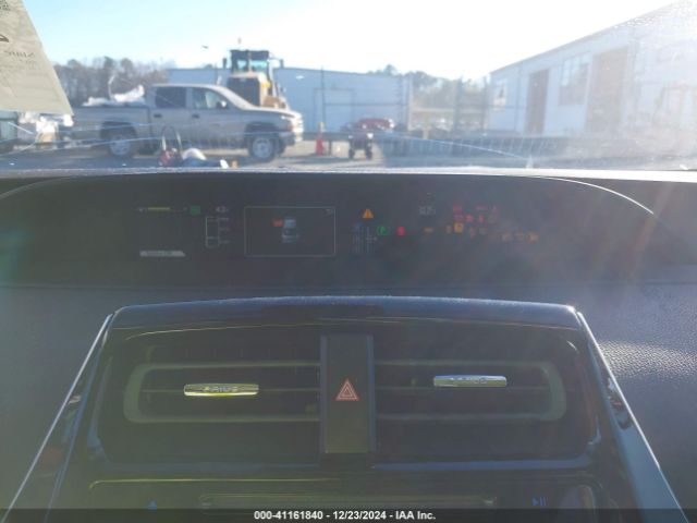JTDKBRFU5H3035967 Toyota Prius Two
