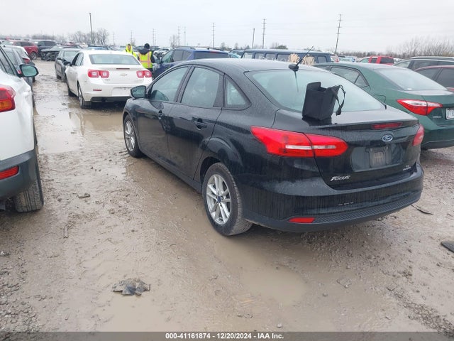 Ford FOCUS SE 2015 1FADP3F20FL367193 Image 3