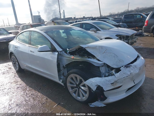 2022 TESLA MODEL 3 5YJ3E1EBXNF114966 Photo 0