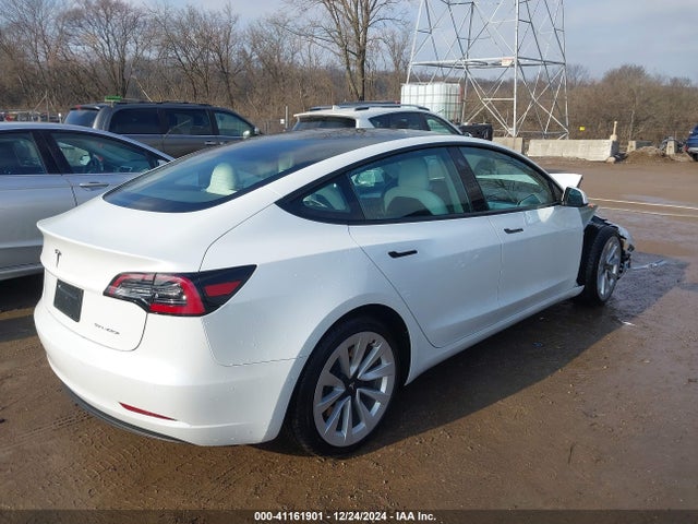 2022 TESLA MODEL 3 5YJ3E1EBXNF114966 Photo 3