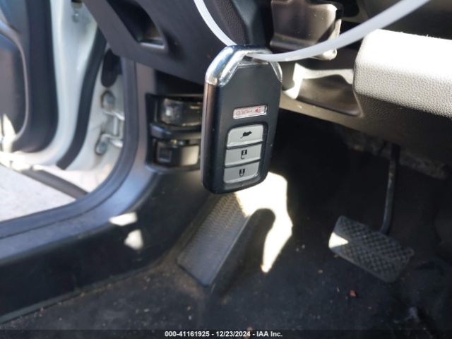 3HGGK5H87KM705329 Honda FIT EX