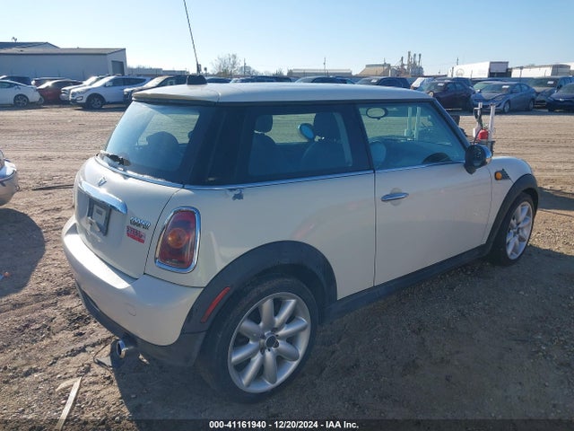 2007 MINI COOPER WMWMF33547TT58314 Photo 3