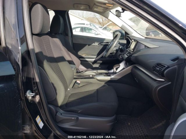 JA4ATUAA9NZ030167 Mitsubishi Eclipse Cross Es S-awc