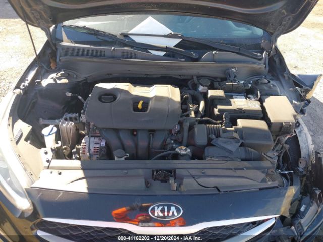3KPF24AD6ME308462 KIA Forte Lxs
