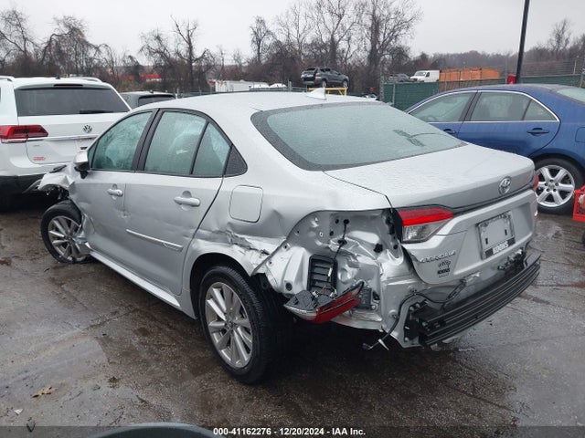 Toyota COROLLA LE 2024 5YFB4MDE7RP079986 Image 3