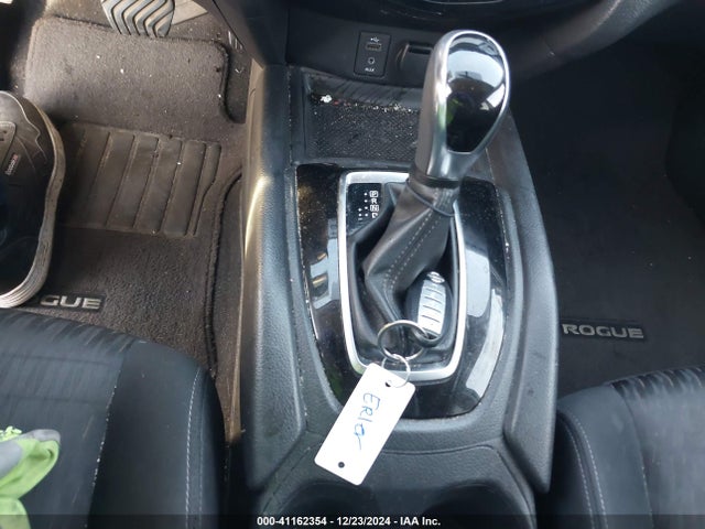Nissan ROGUE SV 2017 KNMAT2MT4HP582411 Image 11