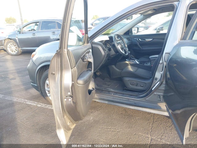 Nissan ROGUE SV 2017 KNMAT2MT4HP582411 Image 5