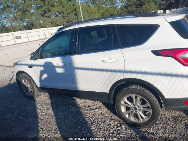 Ford ESCAPE SE 2018 1FMCU0GDXJUA92508 Image 14