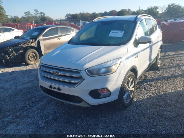 Ford ESCAPE SE 2018 1FMCU0GDXJUA92508 Image 2
