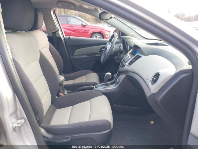1G1PA5SG8E7291146 Chevrolet Cruze Ls Auto