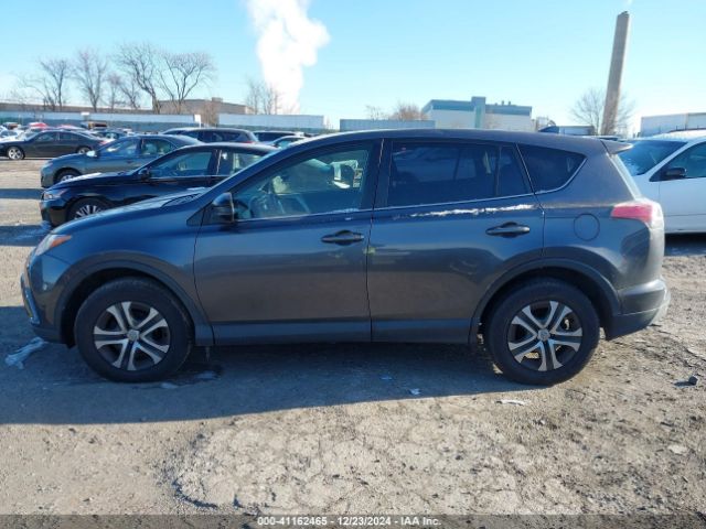 JTMBFREV1JJ204995 Toyota RAV4 LE