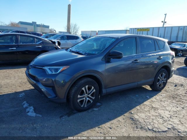 JTMBFREV1JJ204995 Toyota RAV4 LE