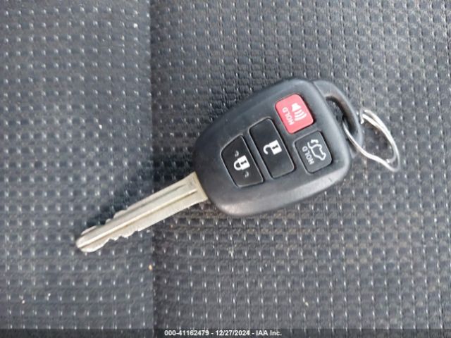 2T3RFREV7GW450958 Toyota Rav4 Xle