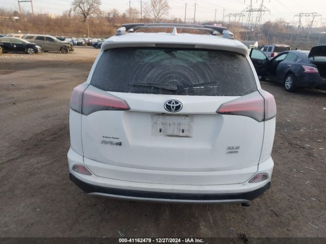2T3RFREV7GW450958 Toyota Rav4 Xle