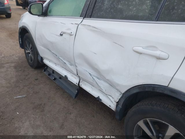 2T3RFREV7GW450958 Toyota Rav4 Xle