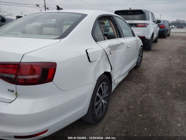 3VWDB7AJ5JM225439 Volkswagen Jetta