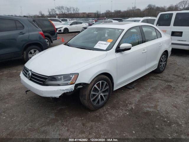 3VWDB7AJ5JM225439 Volkswagen Jetta
