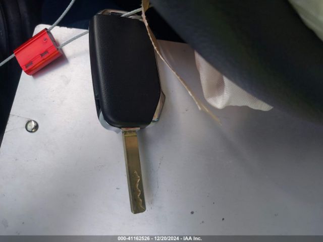 KNDEPCAA5R7663949 KIA Seltos Lx
