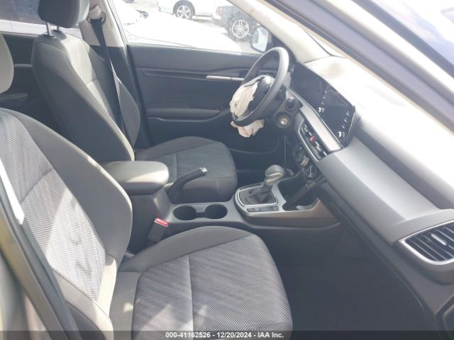 KNDEPCAA5R7663949 KIA Seltos Lx