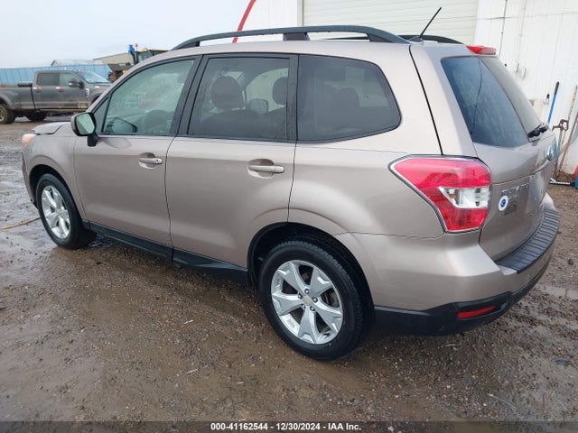 Subaru Forester 2.5i Premium 2015 JF2SJADC1FH570956 Image 3