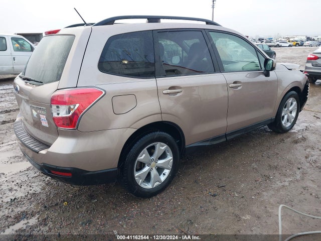 Subaru Forester 2.5i Premium 2015 JF2SJADC1FH570956 Image 4