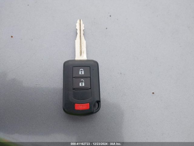 ML32AUHJ3NH003268 Mitsubishi Mirage Es/le