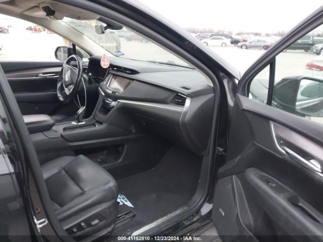 1GYKNBRSXHZ111876 Cadillac XT5 LUXURY