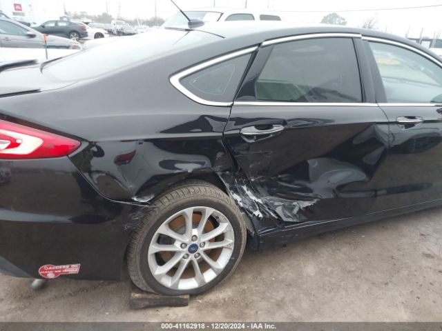3FA6P0SU8KR175837 Ford Fusion Energi Titanium