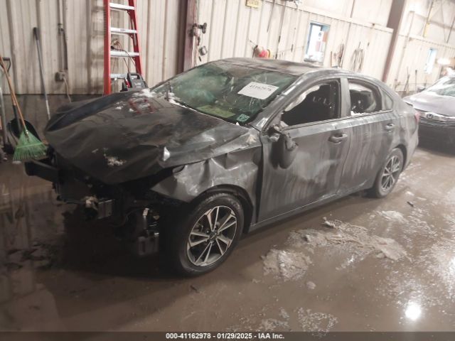 3KPF24AD0PE522335 KIA Forte Lxs