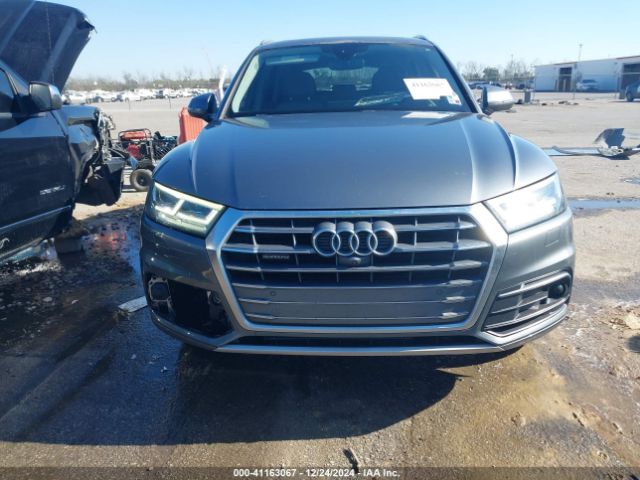WA1CNAFY7K2094400 Audi Q5 45 Premium