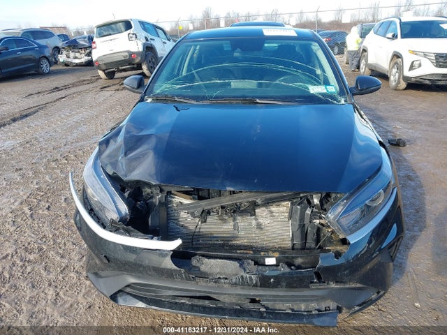 3KPF24AD1PE605224 KIA Forte Lxs
